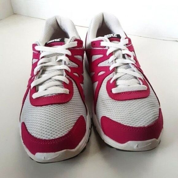 Nike Revolution 2 Big Girl Pink White Sneaker size 5.5M - Picture 1 of 12